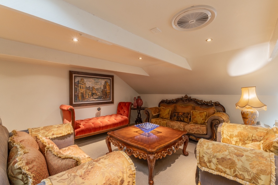 4 Bedroom Property for Sale in Napier Western Cape